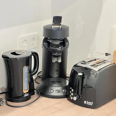 Zentrale Und Schoene Ii Lubecca