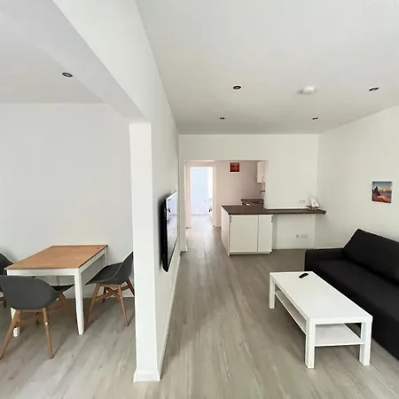Zentrale Und Schoene Ii Apartment